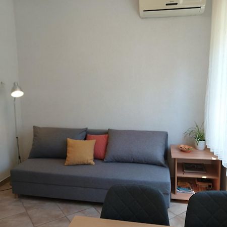 Apartments Jadranka Ivana プーラ エクステリア 写真