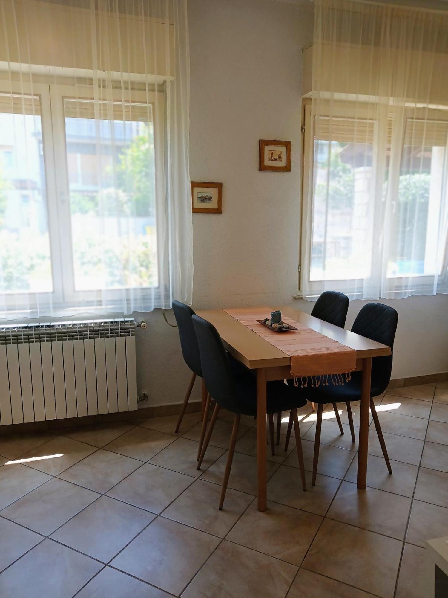 Apartments Jadranka Ivana プーラ エクステリア 写真