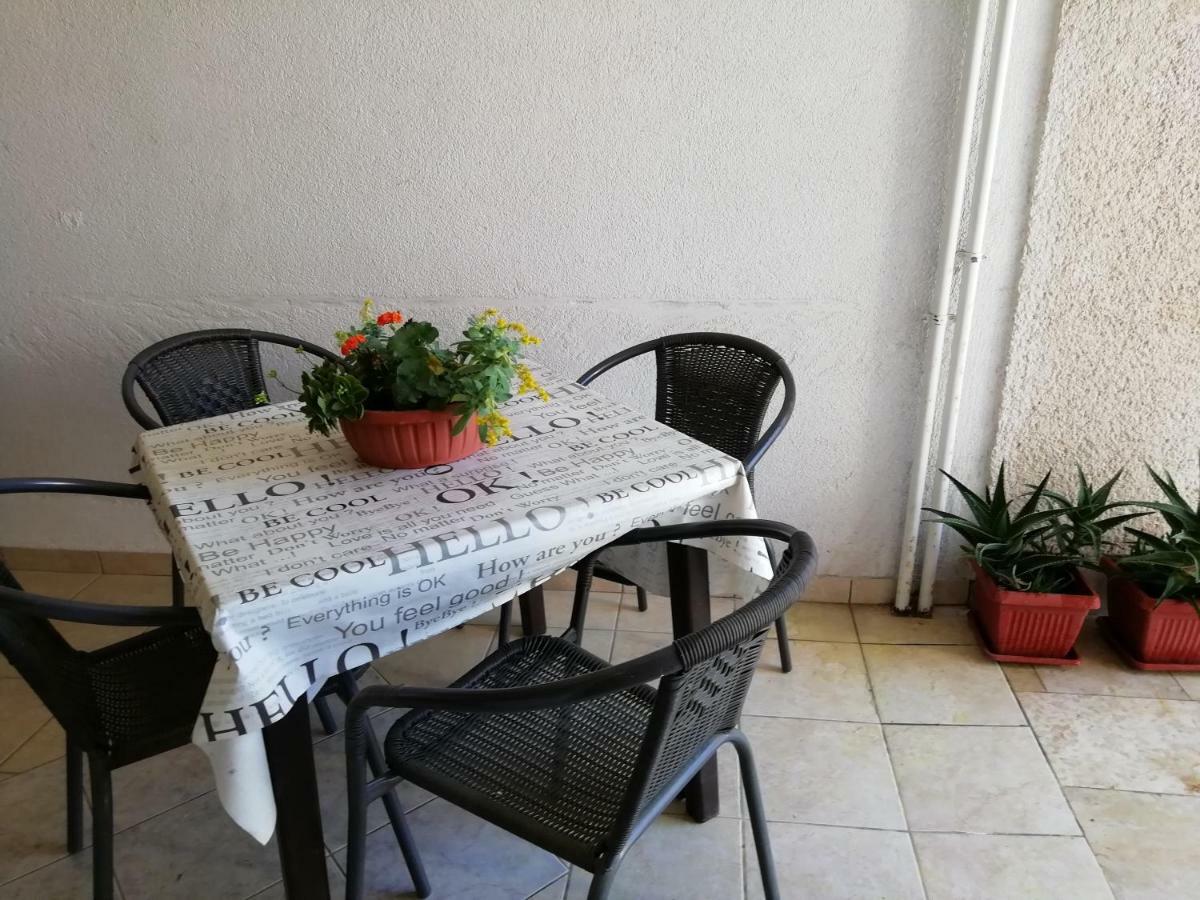 Apartments Jadranka Ivana プーラ エクステリア 写真