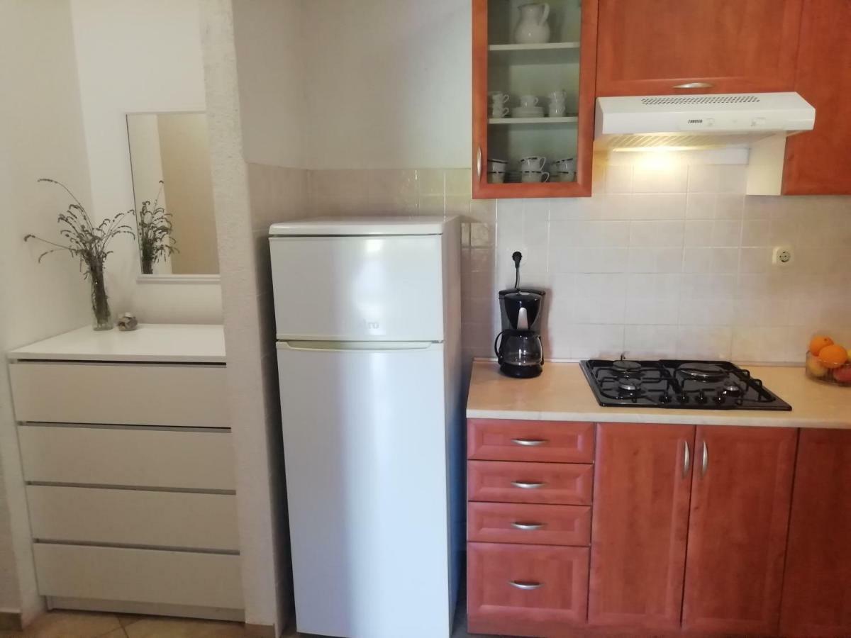 Apartments Jadranka Ivana プーラ エクステリア 写真