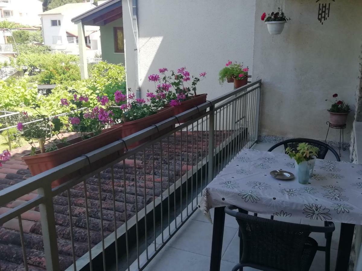 Apartments Jadranka Ivana プーラ エクステリア 写真